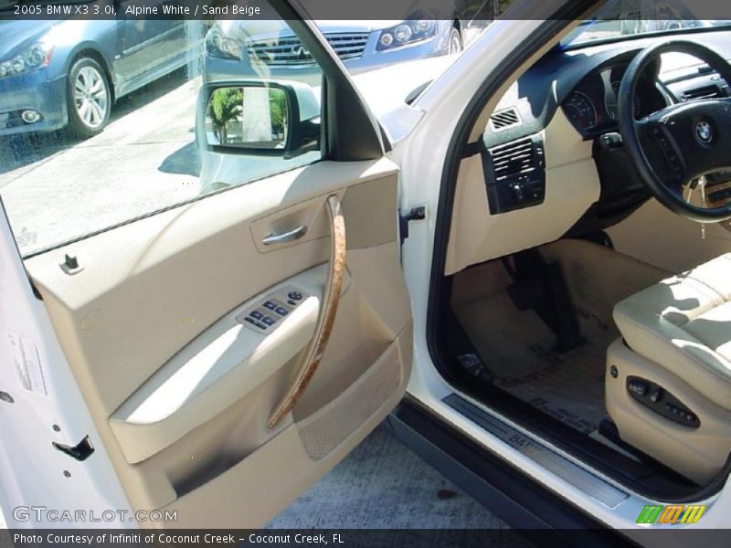 Alpine White / Sand Beige 2005 BMW X3 3.0i