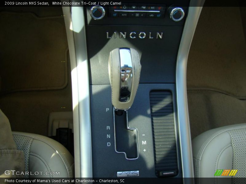 White Chocolate Tri-Coat / Light Camel 2009 Lincoln MKS Sedan
