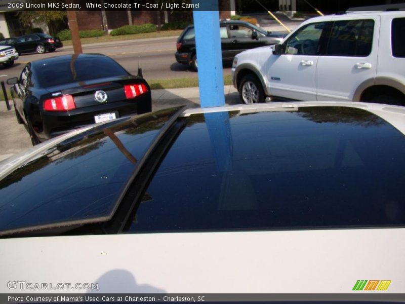 White Chocolate Tri-Coat / Light Camel 2009 Lincoln MKS Sedan