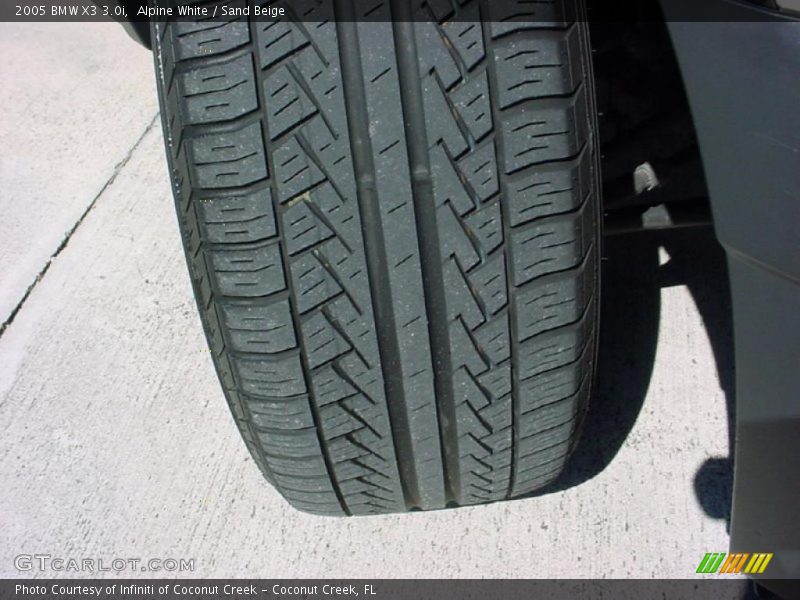 Alpine White / Sand Beige 2005 BMW X3 3.0i