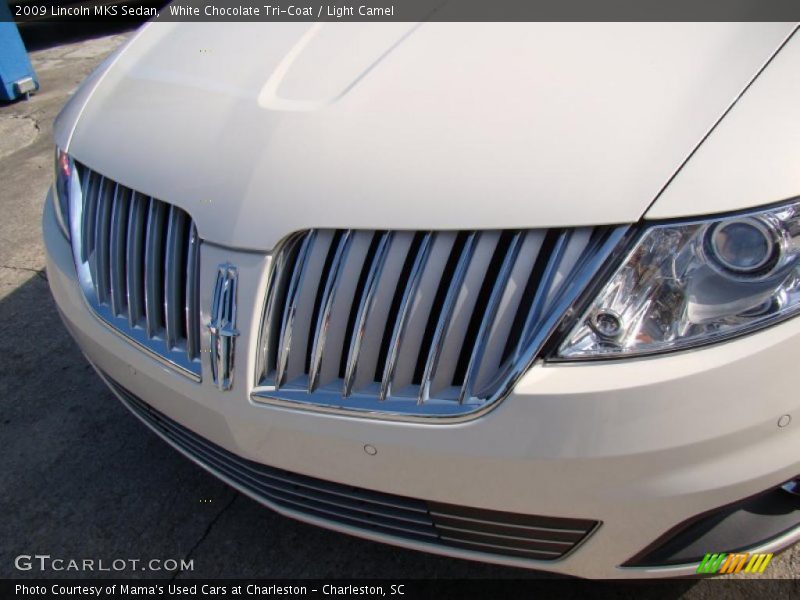 White Chocolate Tri-Coat / Light Camel 2009 Lincoln MKS Sedan