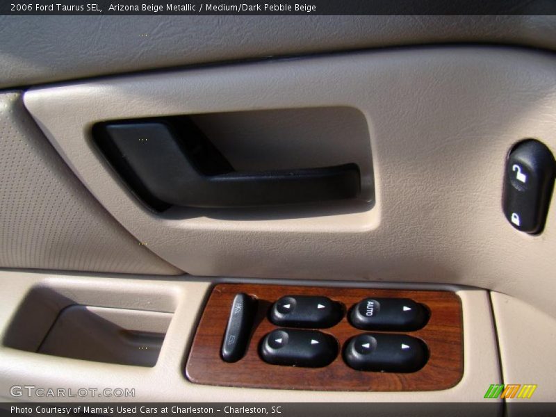 Arizona Beige Metallic / Medium/Dark Pebble Beige 2006 Ford Taurus SEL