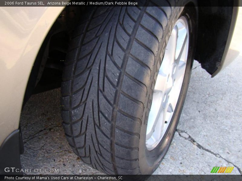 Arizona Beige Metallic / Medium/Dark Pebble Beige 2006 Ford Taurus SEL