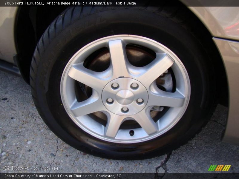 Arizona Beige Metallic / Medium/Dark Pebble Beige 2006 Ford Taurus SEL