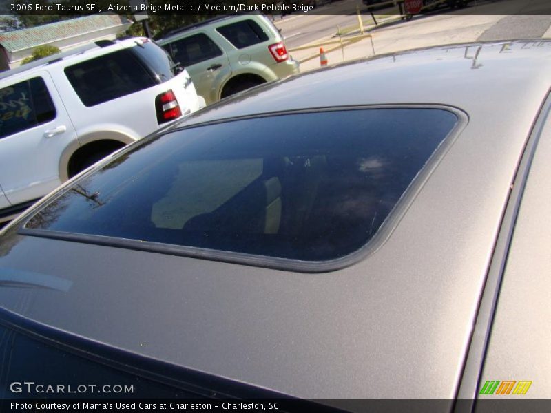 Arizona Beige Metallic / Medium/Dark Pebble Beige 2006 Ford Taurus SEL