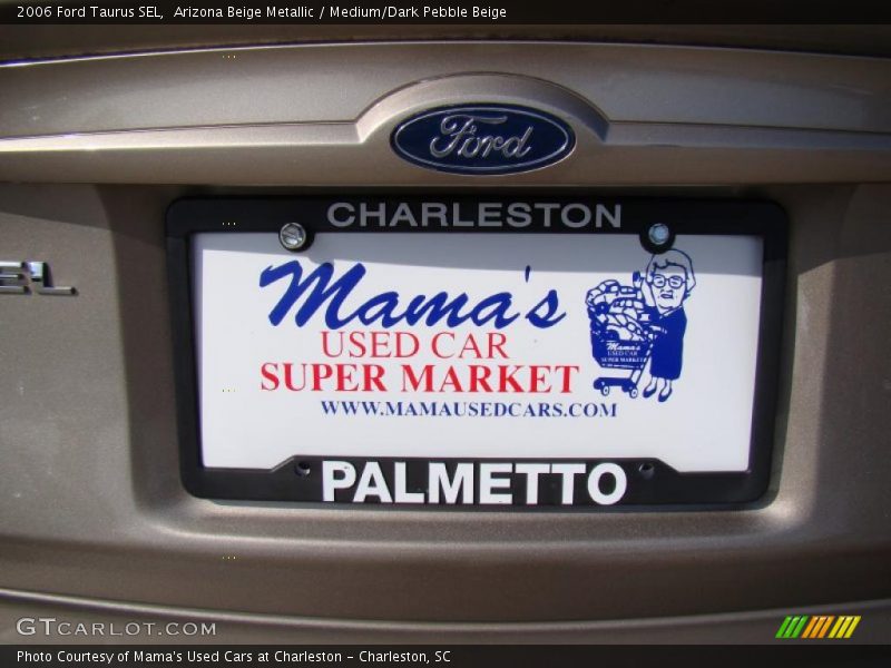 Arizona Beige Metallic / Medium/Dark Pebble Beige 2006 Ford Taurus SEL