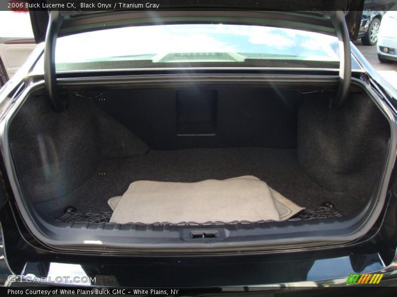 Black Onyx / Titanium Gray 2006 Buick Lucerne CX