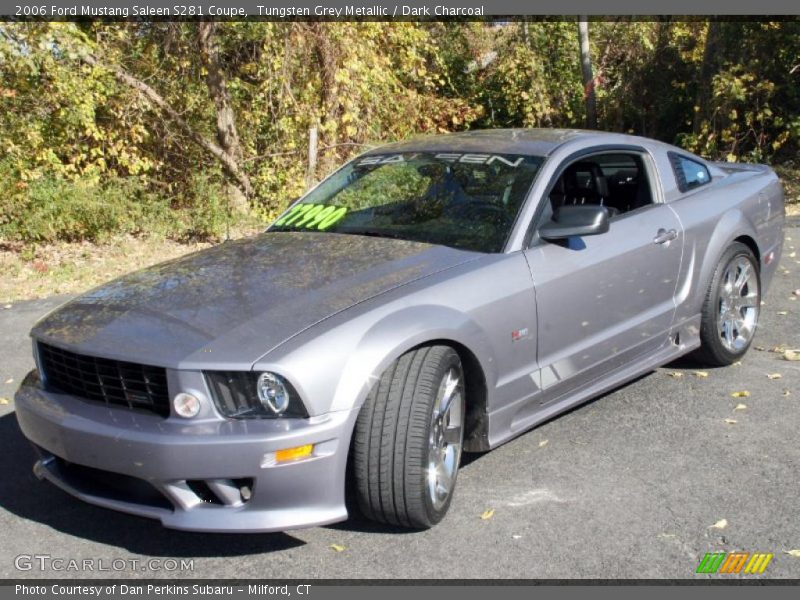 Front 3/4 View of 2006 Mustang Saleen S281 Coupe