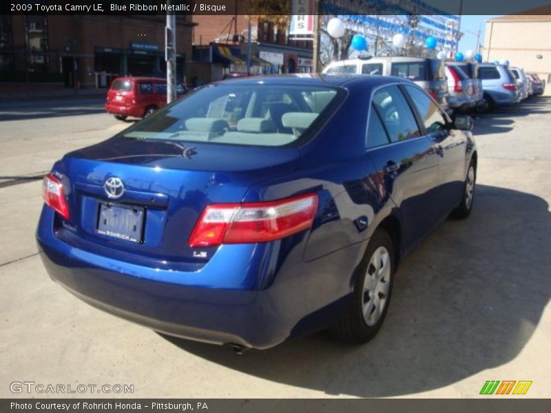Blue Ribbon Metallic / Bisque 2009 Toyota Camry LE