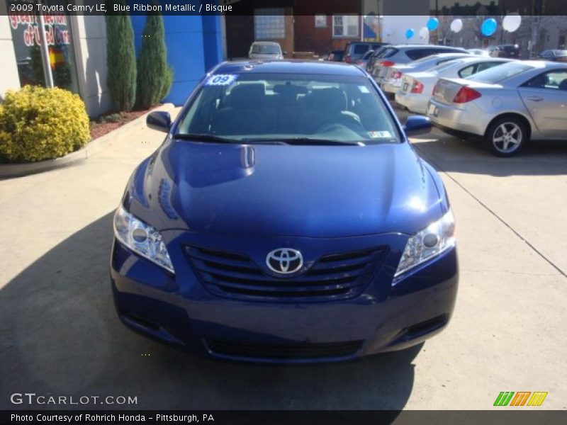 Blue Ribbon Metallic / Bisque 2009 Toyota Camry LE
