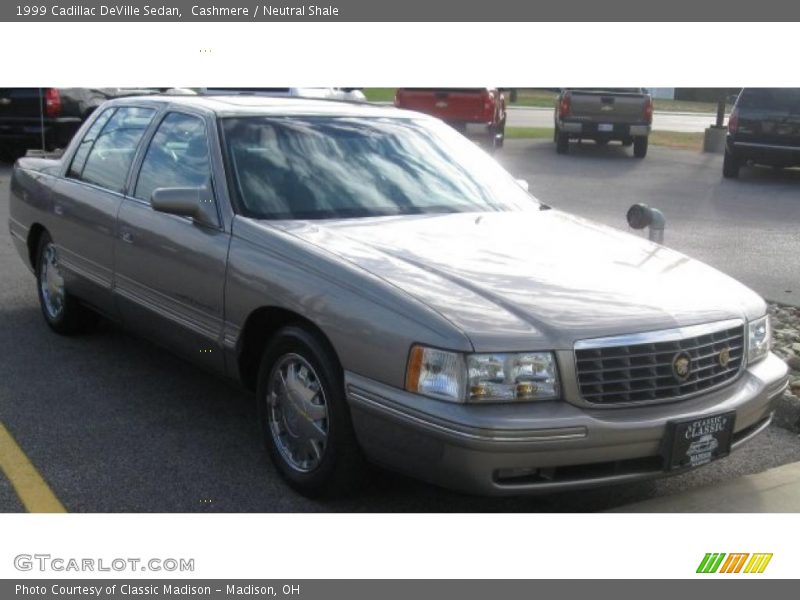 Cashmere / Neutral Shale 1999 Cadillac DeVille Sedan