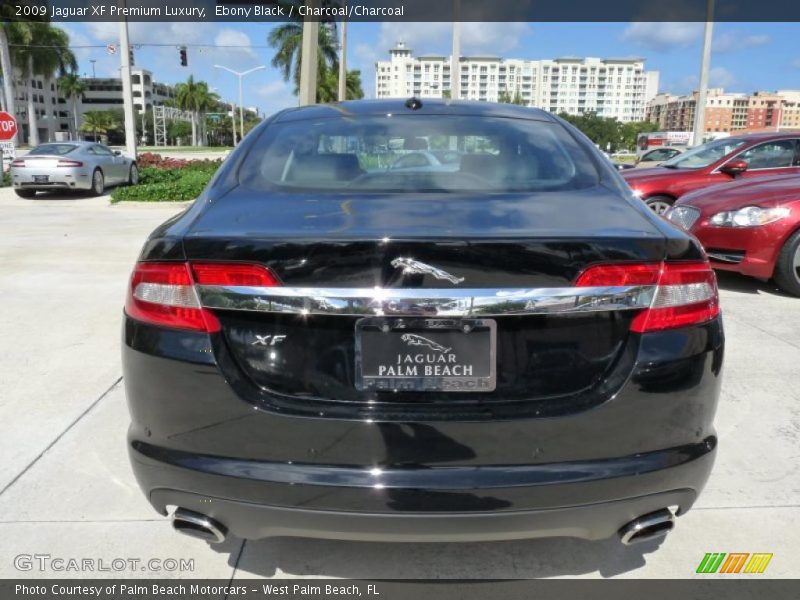 Ebony Black / Charcoal/Charcoal 2009 Jaguar XF Premium Luxury