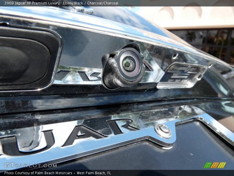 Ebony Black / Charcoal/Charcoal 2009 Jaguar XF Premium Luxury