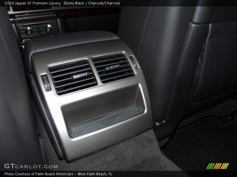 Ebony Black / Charcoal/Charcoal 2009 Jaguar XF Premium Luxury