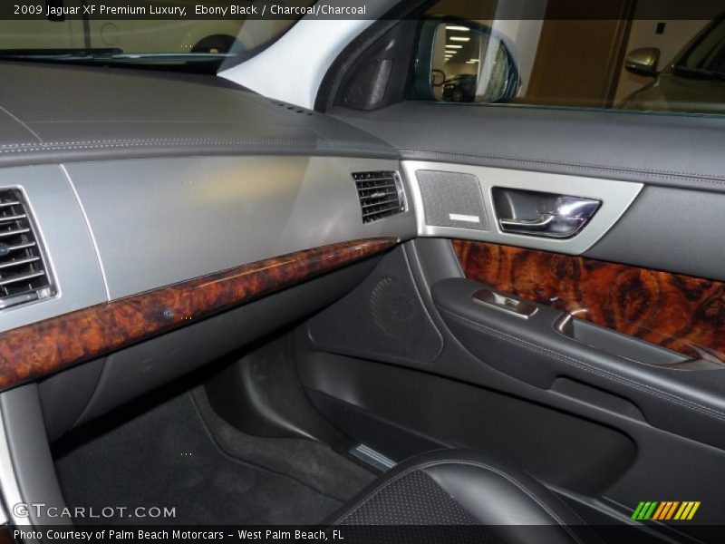  2009 XF Premium Luxury Charcoal/Charcoal Interior