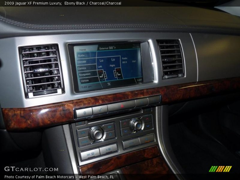 Navigation of 2009 XF Premium Luxury