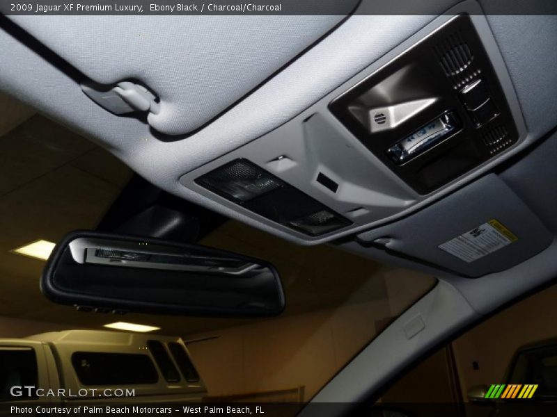 Controls of 2009 XF Premium Luxury