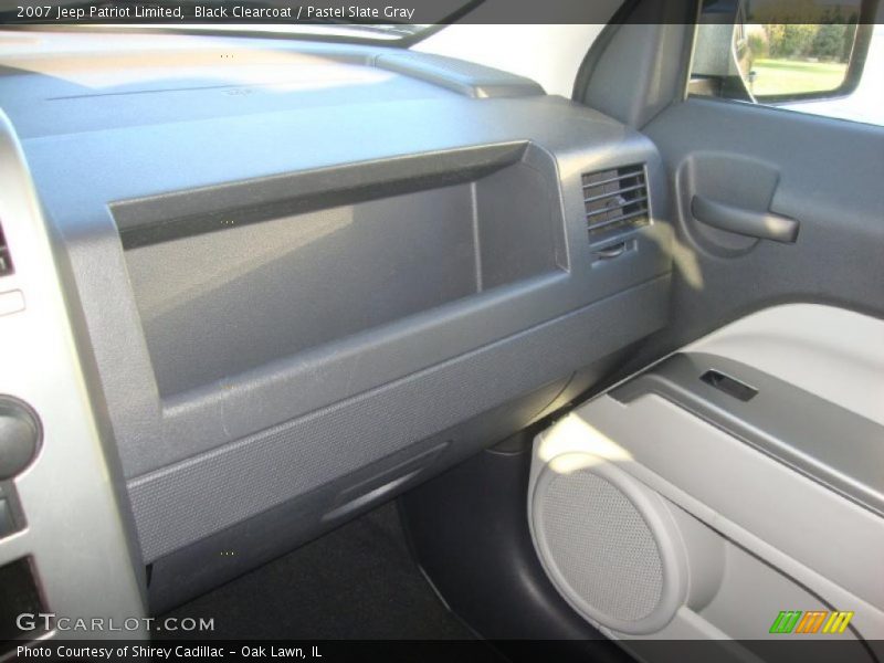 Black Clearcoat / Pastel Slate Gray 2007 Jeep Patriot Limited