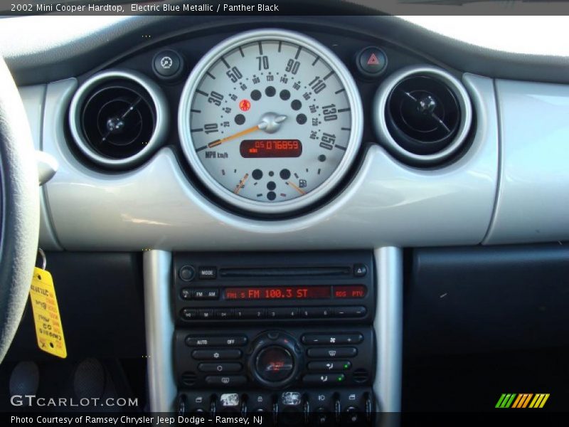 Controls of 2002 Cooper Hardtop