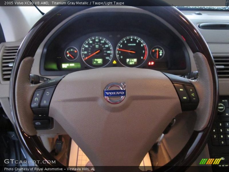  2005 XC90 V8 AWD Steering Wheel