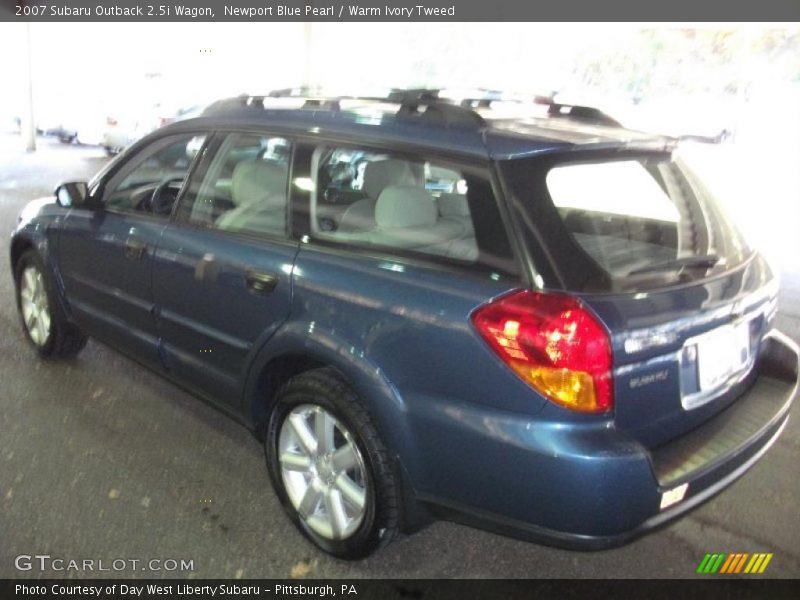 Newport Blue Pearl / Warm Ivory Tweed 2007 Subaru Outback 2.5i Wagon