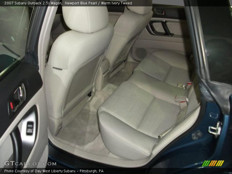 Newport Blue Pearl / Warm Ivory Tweed 2007 Subaru Outback 2.5i Wagon