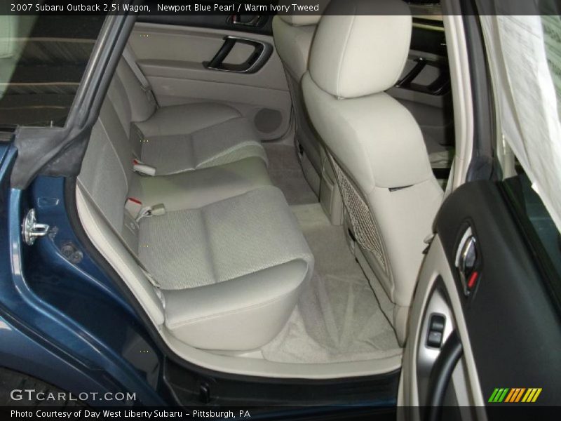 Newport Blue Pearl / Warm Ivory Tweed 2007 Subaru Outback 2.5i Wagon