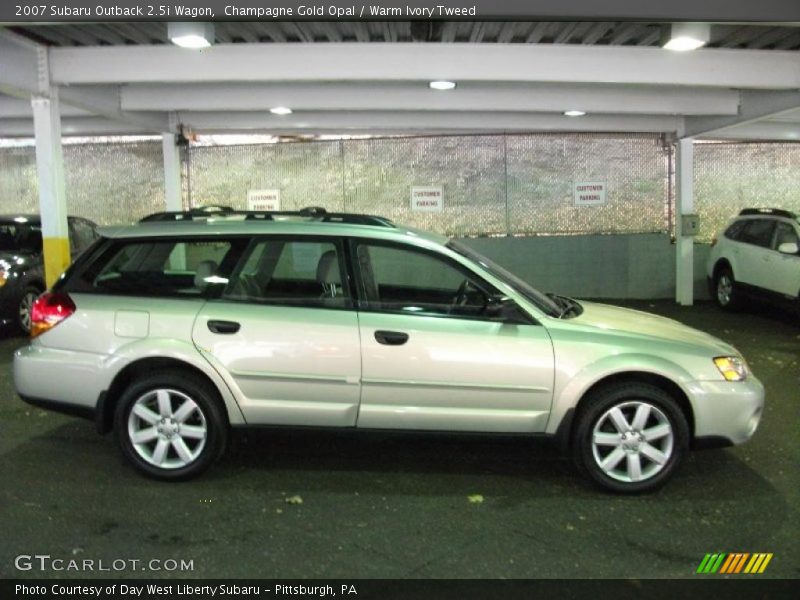Champagne Gold Opal / Warm Ivory Tweed 2007 Subaru Outback 2.5i Wagon