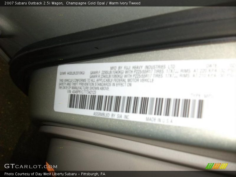 Champagne Gold Opal / Warm Ivory Tweed 2007 Subaru Outback 2.5i Wagon