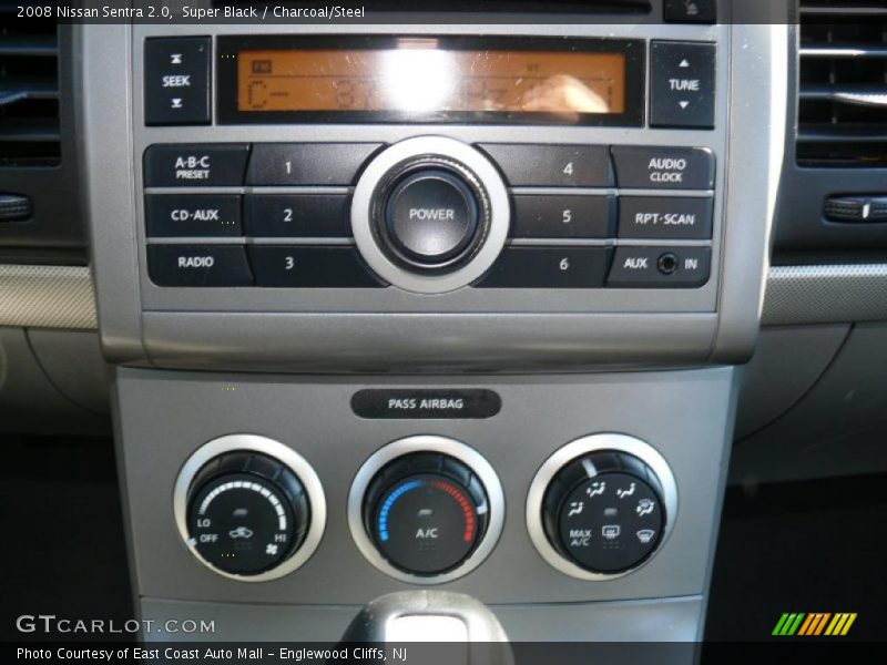 Super Black / Charcoal/Steel 2008 Nissan Sentra 2.0