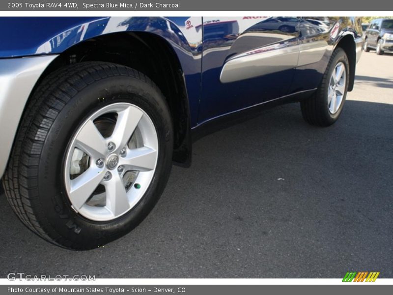 Spectra Blue Mica / Dark Charcoal 2005 Toyota RAV4 4WD