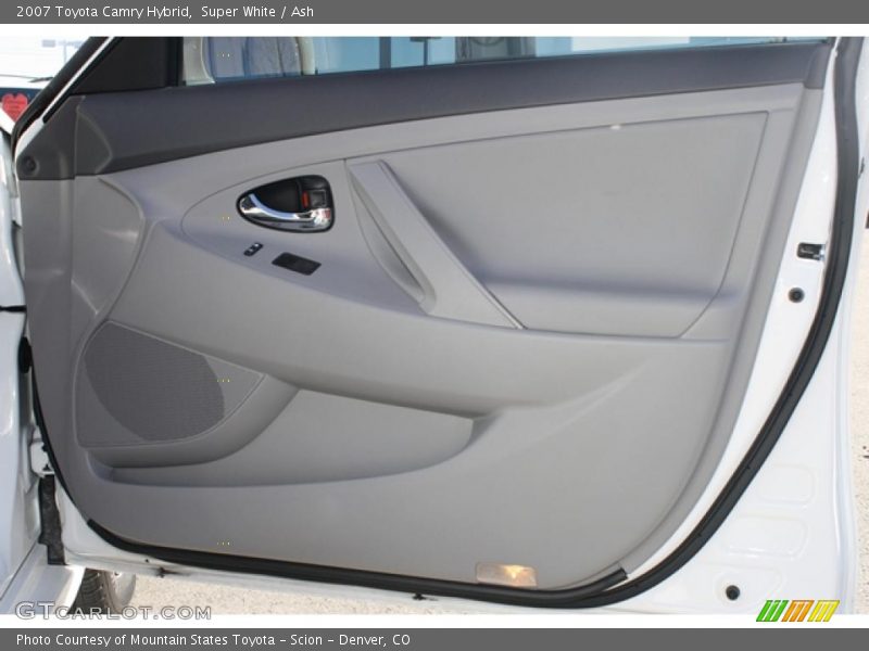 Super White / Ash 2007 Toyota Camry Hybrid