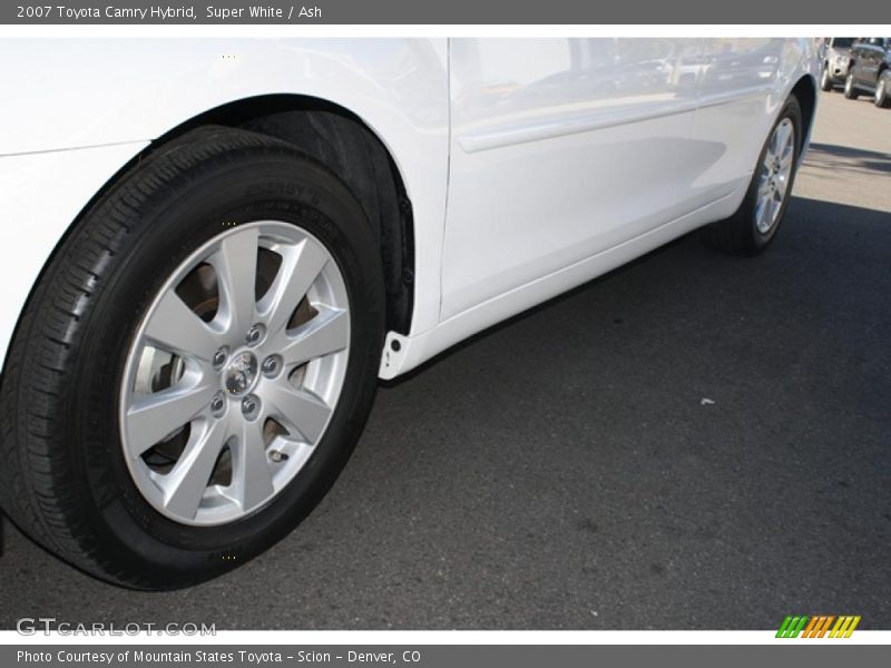 Super White / Ash 2007 Toyota Camry Hybrid