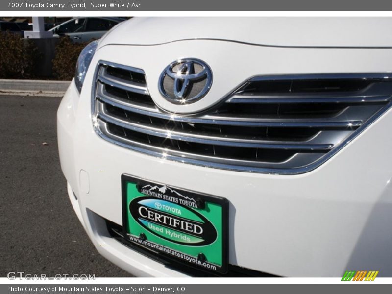 Super White / Ash 2007 Toyota Camry Hybrid
