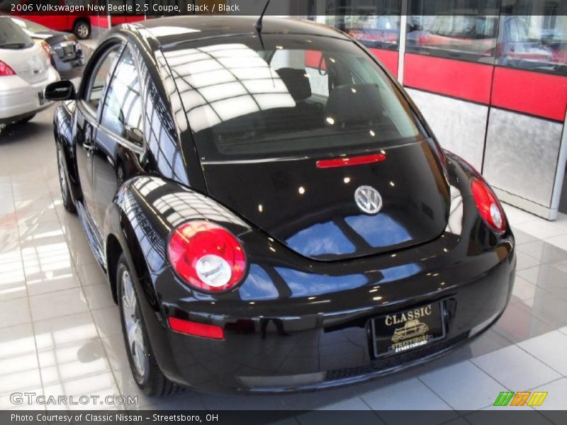 Black / Black 2006 Volkswagen New Beetle 2.5 Coupe