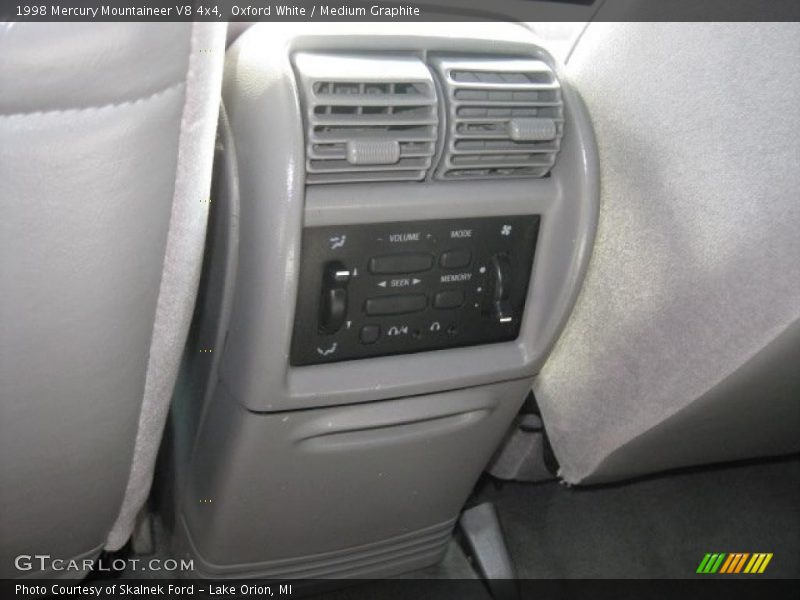 Oxford White / Medium Graphite 1998 Mercury Mountaineer V8 4x4