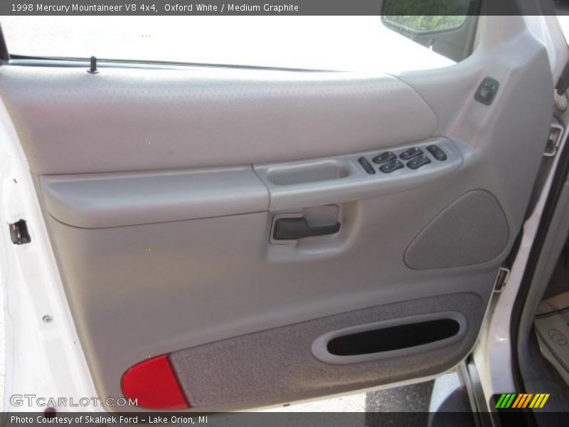 Door Panel of 1998 Mountaineer V8 4x4