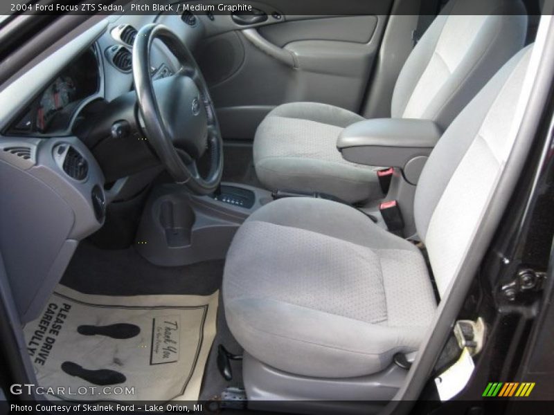  2004 Focus ZTS Sedan Medium Graphite Interior