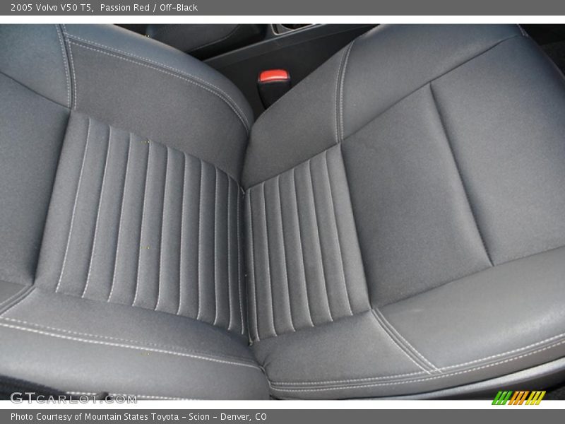  2005 V50 T5 Off-Black Interior