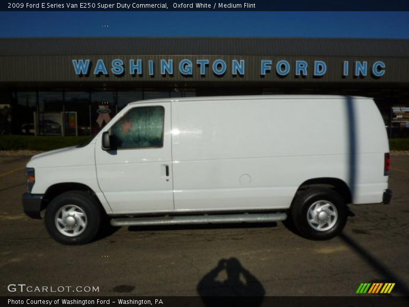 Oxford White / Medium Flint 2009 Ford E Series Van E250 Super Duty Commercial