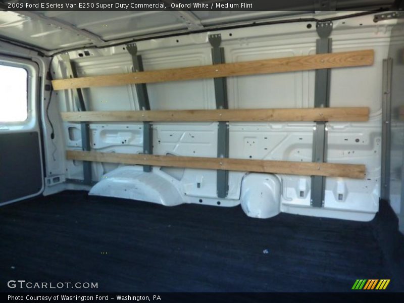 Oxford White / Medium Flint 2009 Ford E Series Van E250 Super Duty Commercial