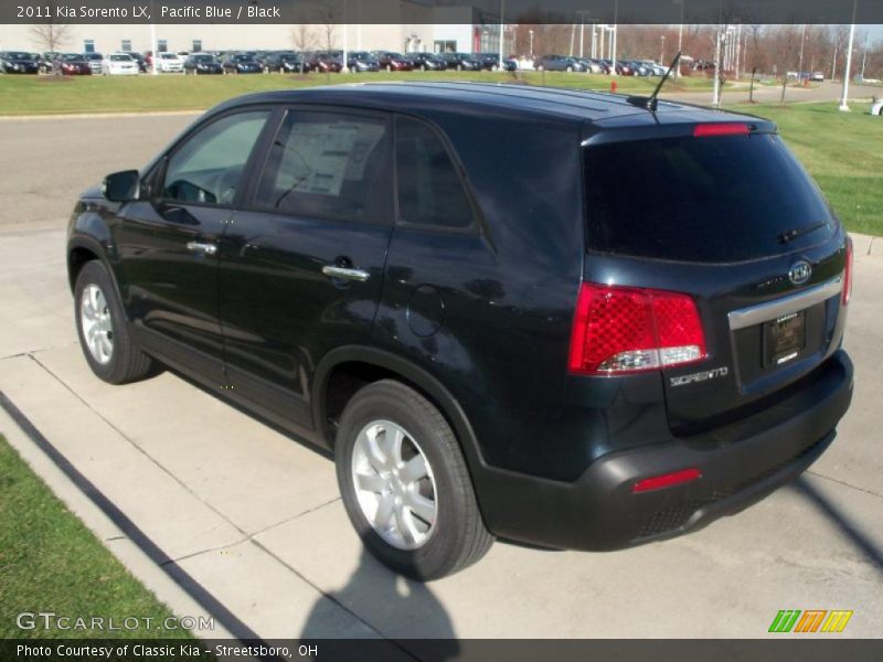 Pacific Blue / Black 2011 Kia Sorento LX