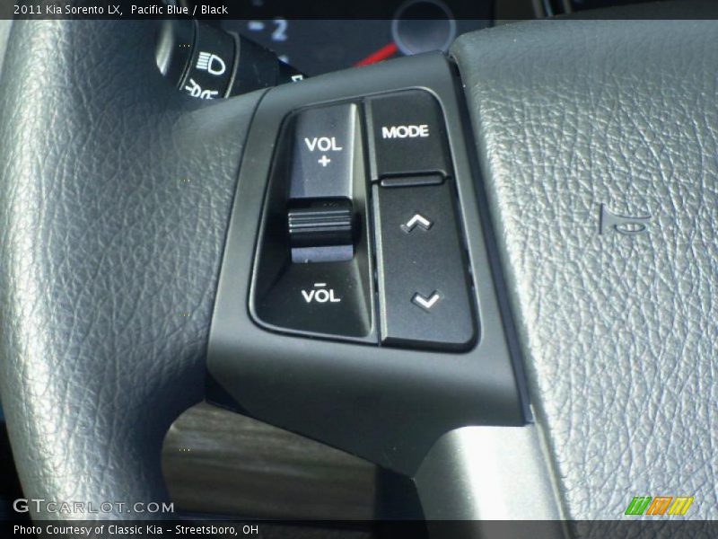 Pacific Blue / Black 2011 Kia Sorento LX