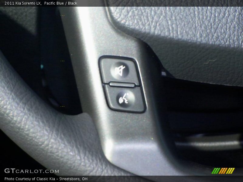 Pacific Blue / Black 2011 Kia Sorento LX