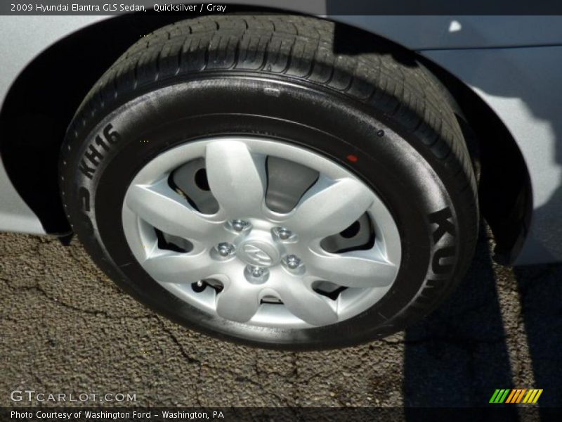 Quicksilver / Gray 2009 Hyundai Elantra GLS Sedan
