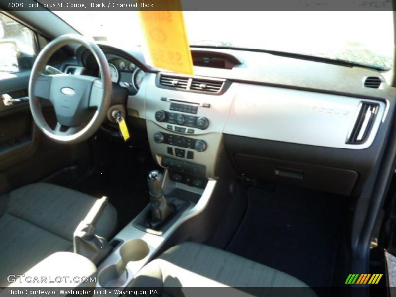 Black / Charcoal Black 2008 Ford Focus SE Coupe