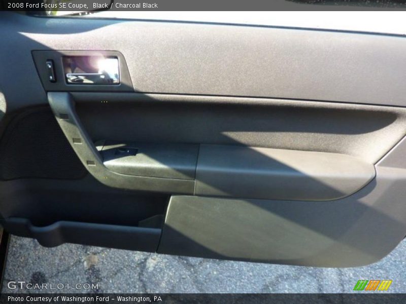 Door Panel of 2008 Focus SE Coupe