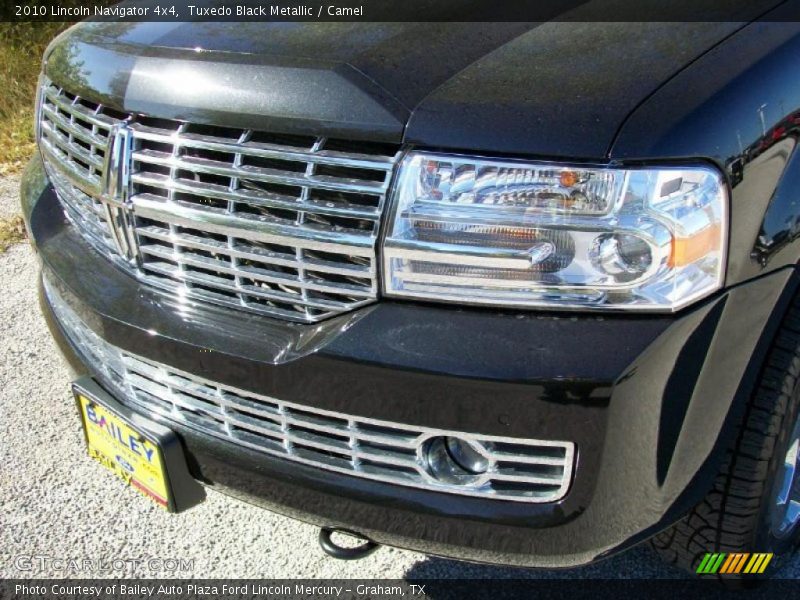 Tuxedo Black Metallic / Camel 2010 Lincoln Navigator 4x4