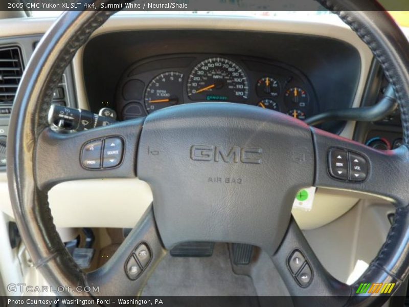 Summit White / Neutral/Shale 2005 GMC Yukon XL SLT 4x4