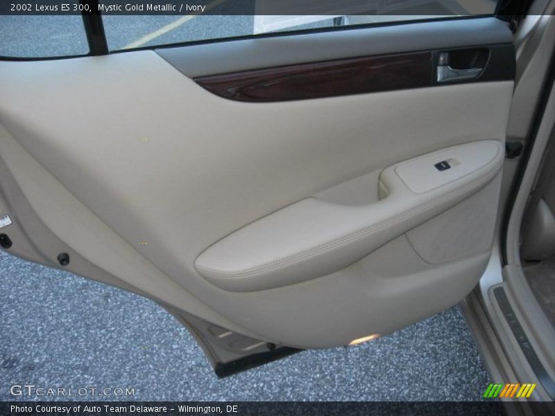 Mystic Gold Metallic / Ivory 2002 Lexus ES 300